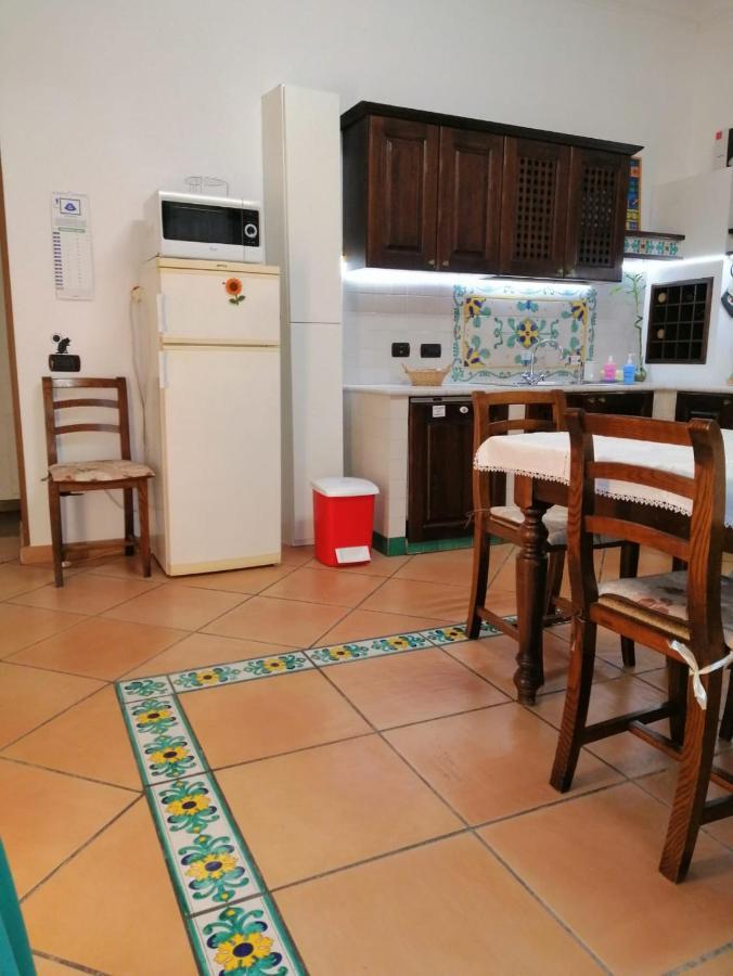 La Casa Di Tania A Napoli Apartment Luaran gambar