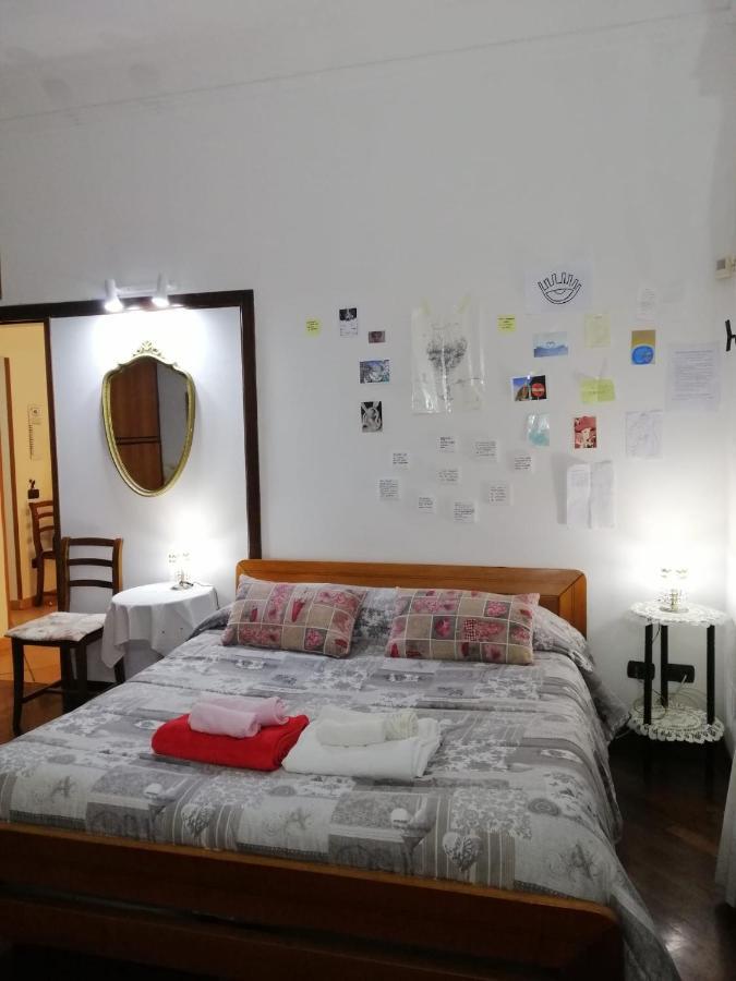 La Casa Di Tania A Napoli Apartment Luaran gambar