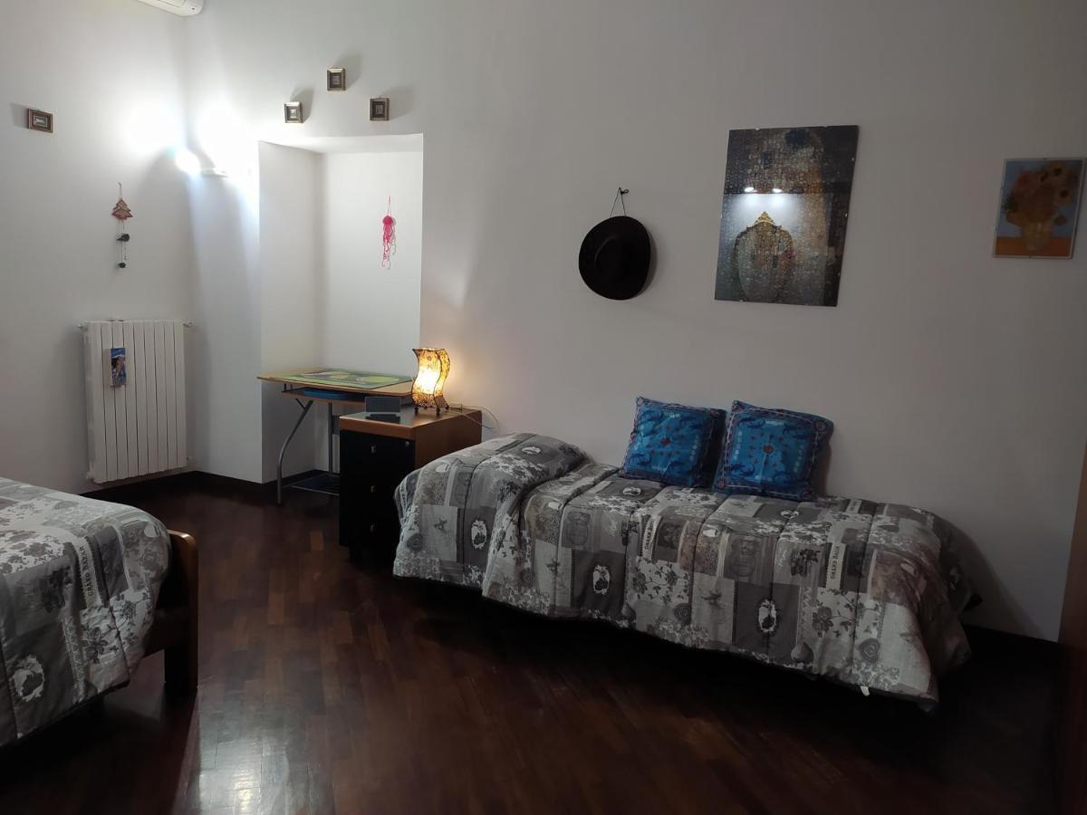 La Casa Di Tania A Napoli Apartment Luaran gambar